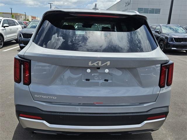 new 2025 Kia Sorento car, priced at $38,325