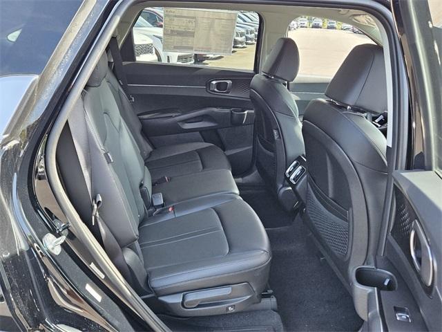 new 2025 Kia Sorento car, priced at $36,305