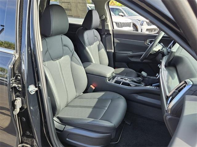 new 2025 Kia Sorento car, priced at $36,305