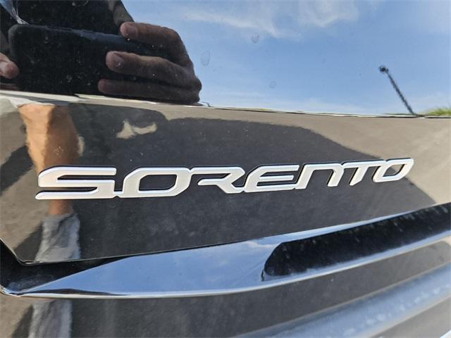new 2025 Kia Sorento car, priced at $36,305