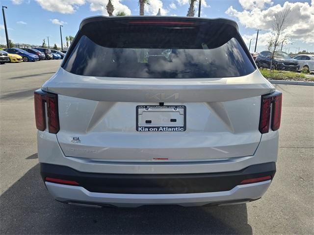 new 2026 Kia Sorento car, priced at $30,177