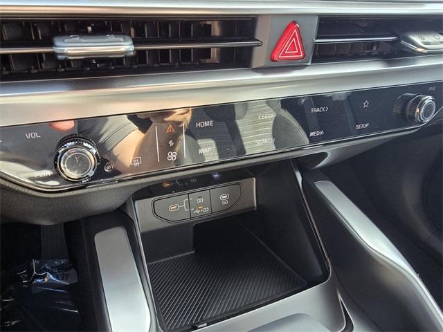 new 2026 Kia Sorento car, priced at $30,177