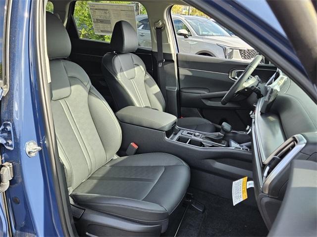 new 2025 Kia Sorento car, priced at $38,325