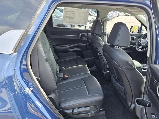 new 2025 Kia Sorento car, priced at $38,325