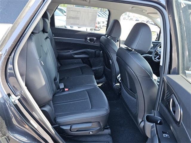 new 2025 Kia Sorento car, priced at $39,410