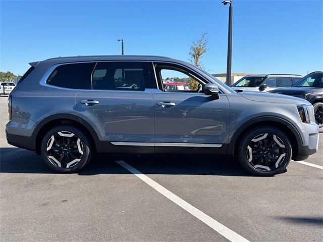 new 2025 Kia Telluride car, priced at $38,879