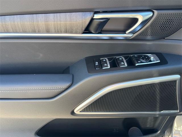 new 2025 Kia Telluride car, priced at $38,879