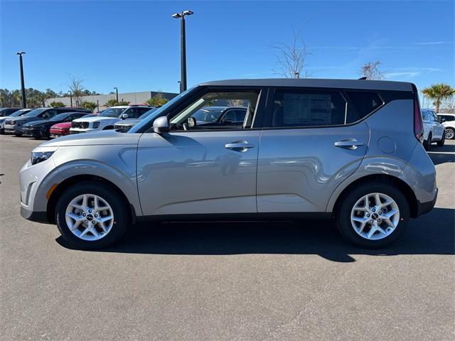 new 2025 Kia Soul car, priced at $21,632