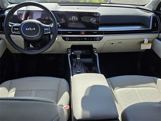 new 2025 Kia Sorento car, priced at $39,570