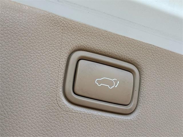 used 2017 Kia Sedona car, priced at $11,491