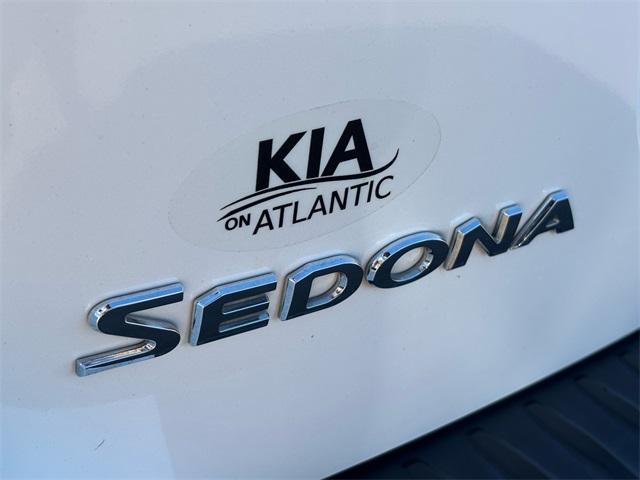 used 2017 Kia Sedona car, priced at $11,491