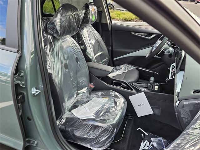 new 2025 Kia Niro car, priced at $30,153