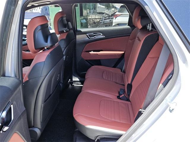 new 2025 Kia Sportage car, priced at $37,405