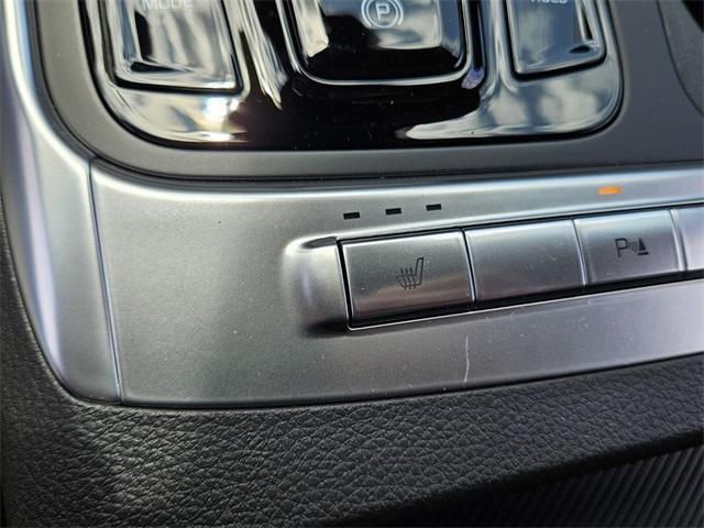 new 2025 Kia Carnival car, priced at $43,185