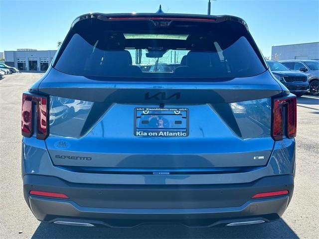 new 2026 Kia Sorento Hybrid car, priced at $45,112