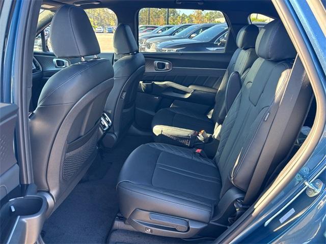 new 2026 Kia Sorento Hybrid car, priced at $45,112
