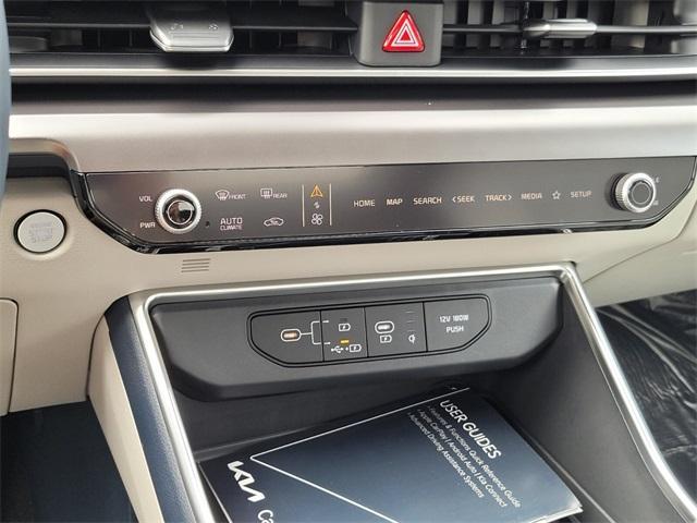 new 2026 Kia Carnival Hybrid car, priced at $55,365