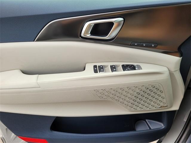 new 2026 Kia Carnival Hybrid car, priced at $55,365