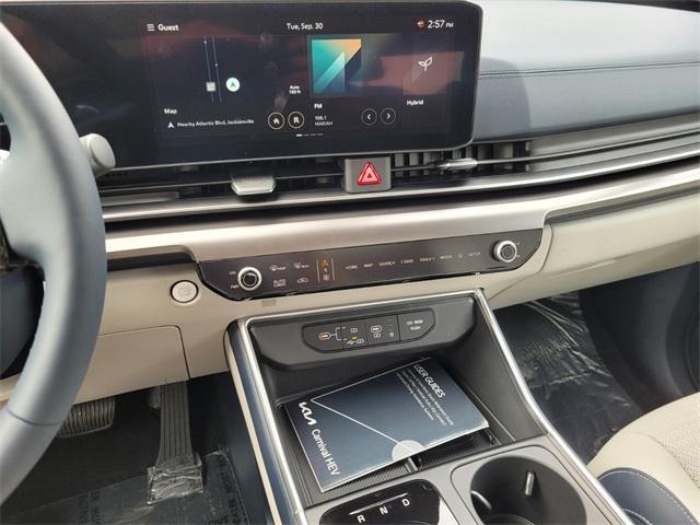 new 2026 Kia Carnival Hybrid car, priced at $55,365
