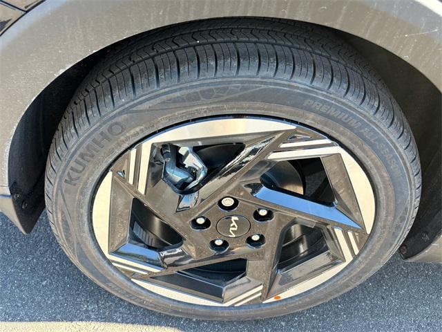 new 2025 Kia K4 car, priced at $25,375