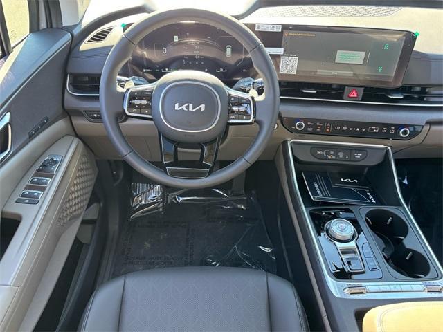 new 2026 Kia Carnival Hybrid car, priced at $46,271