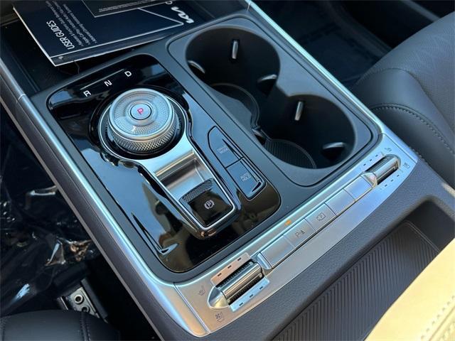 new 2026 Kia Carnival Hybrid car, priced at $46,271