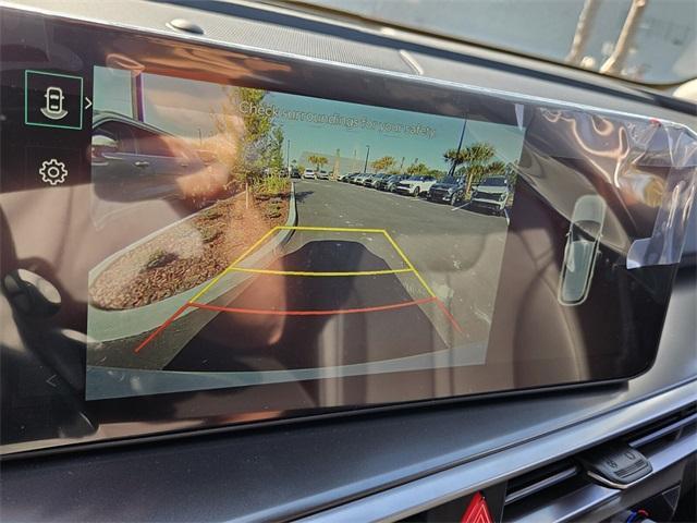 new 2025 Kia Sorento car, priced at $38,475
