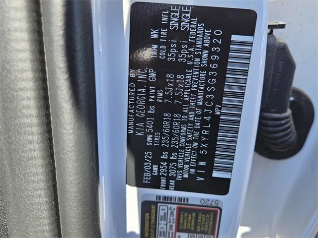 new 2025 Kia Sorento car, priced at $38,475