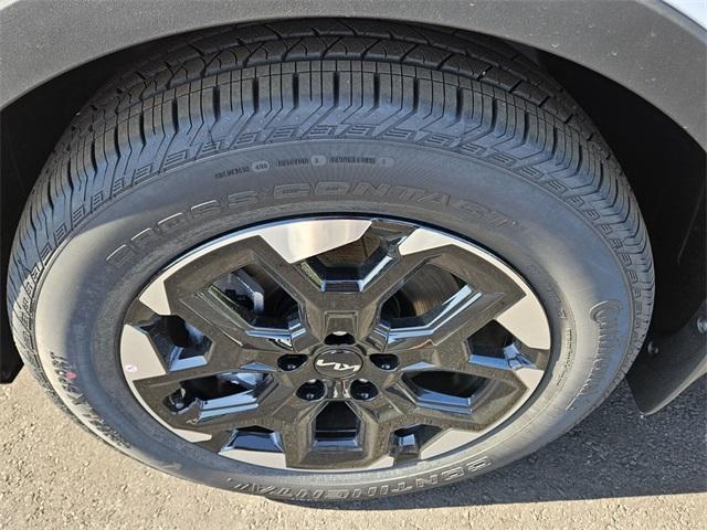 new 2025 Kia Sorento car, priced at $38,475