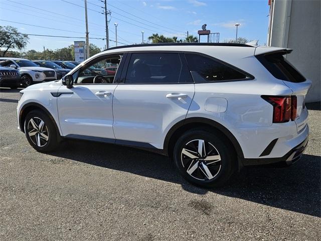 used 2023 Kia Sorento car, priced at $28,991