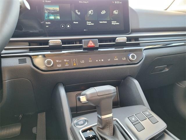 new 2026 Kia Sportage car, priced at $32,065