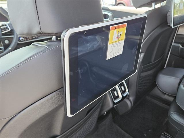 new 2025 Kia Sorento car, priced at $46,510