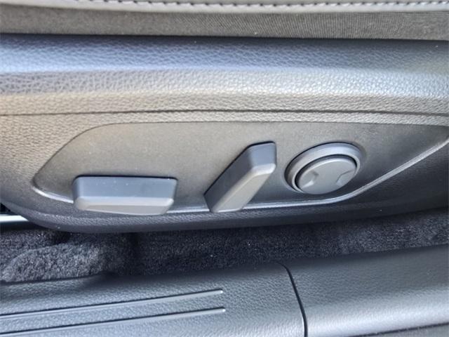 new 2026 Kia K5 car, priced at $33,366