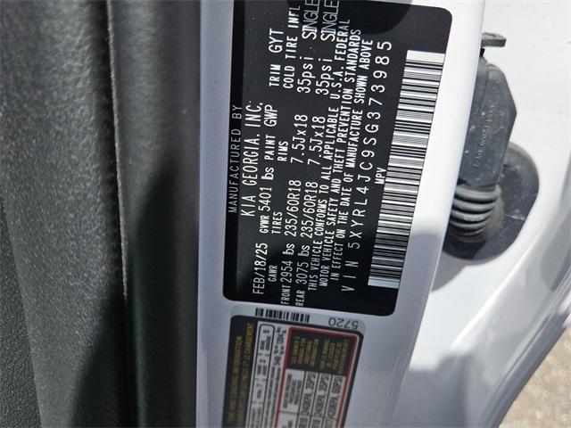 new 2025 Kia Sorento car, priced at $38,795