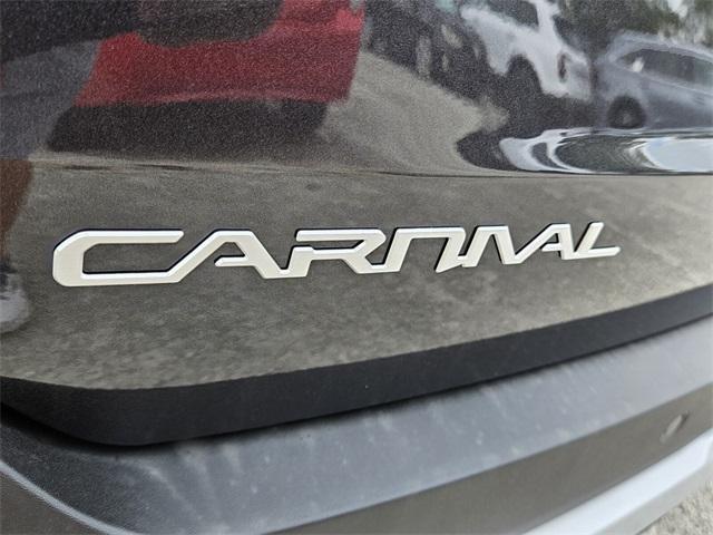 new 2025 Kia Carnival car, priced at $40,160