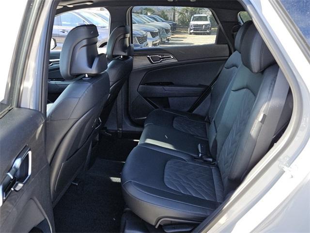 new 2025 Kia Sportage car, priced at $40,185