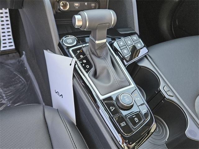 new 2025 Kia Sportage car, priced at $40,185