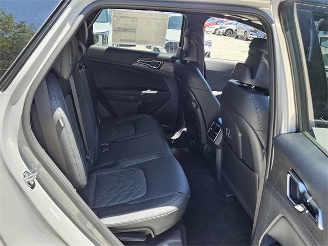 new 2025 Kia Sportage car, priced at $40,255