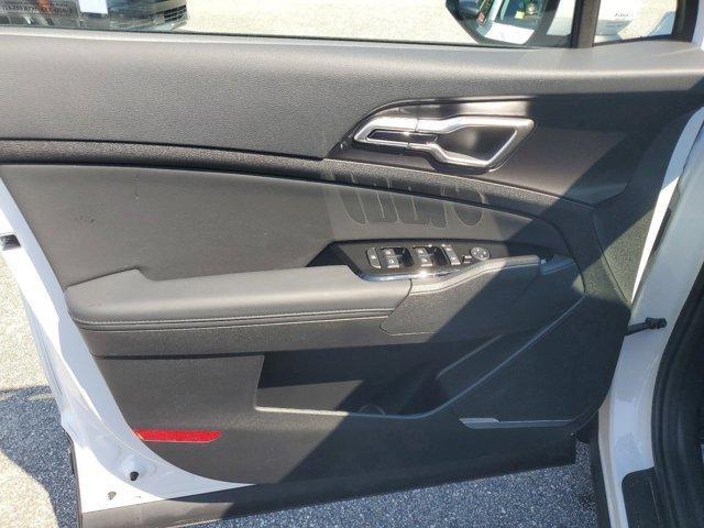 new 2025 Kia Sportage car, priced at $32,985