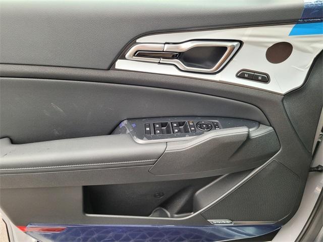 new 2026 Kia Sportage Hybrid car, priced at $43,195