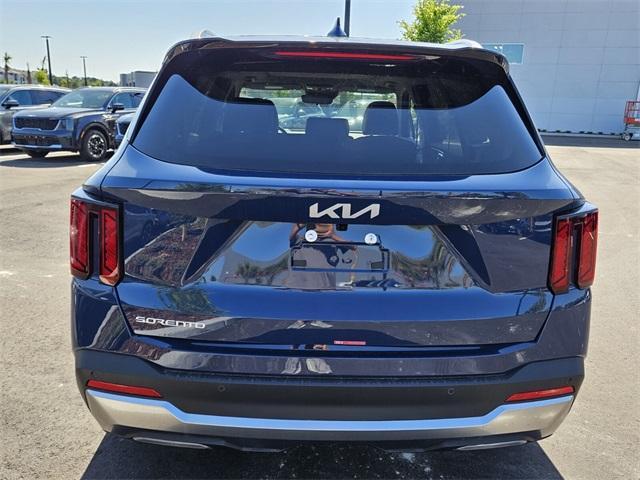 new 2025 Kia Sorento car, priced at $38,325