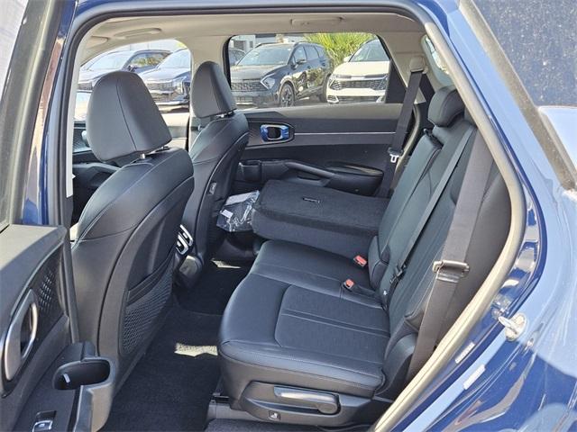 new 2025 Kia Sorento car, priced at $38,325