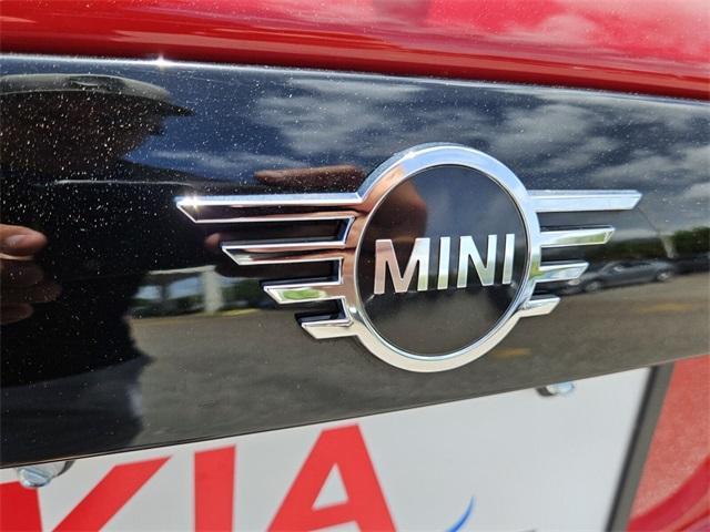 used 2022 MINI Hardtop car, priced at $21,981