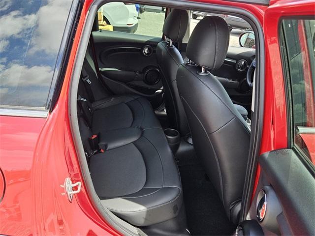 used 2022 MINI Hardtop car, priced at $21,981