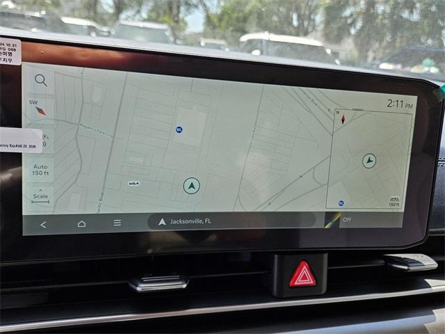 new 2025 Kia Carnival Hybrid car, priced at $55,095