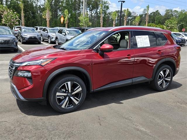 used 2025 Nissan Rogue car, priced at $35,891