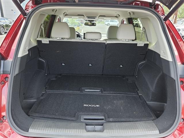 used 2025 Nissan Rogue car, priced at $35,891