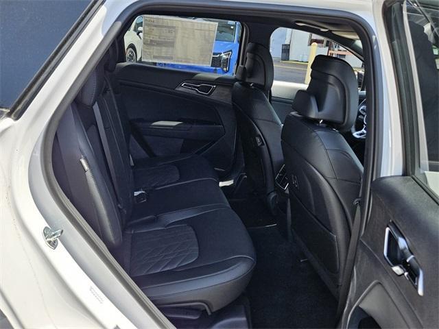 new 2025 Kia Sportage car, priced at $40,035