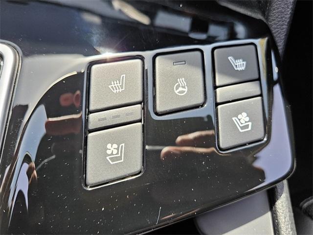 new 2025 Kia Sportage car, priced at $40,035