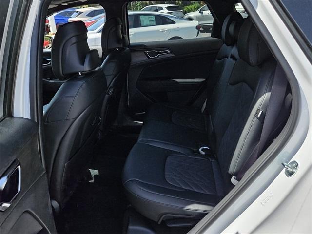 new 2025 Kia Sportage car, priced at $40,035